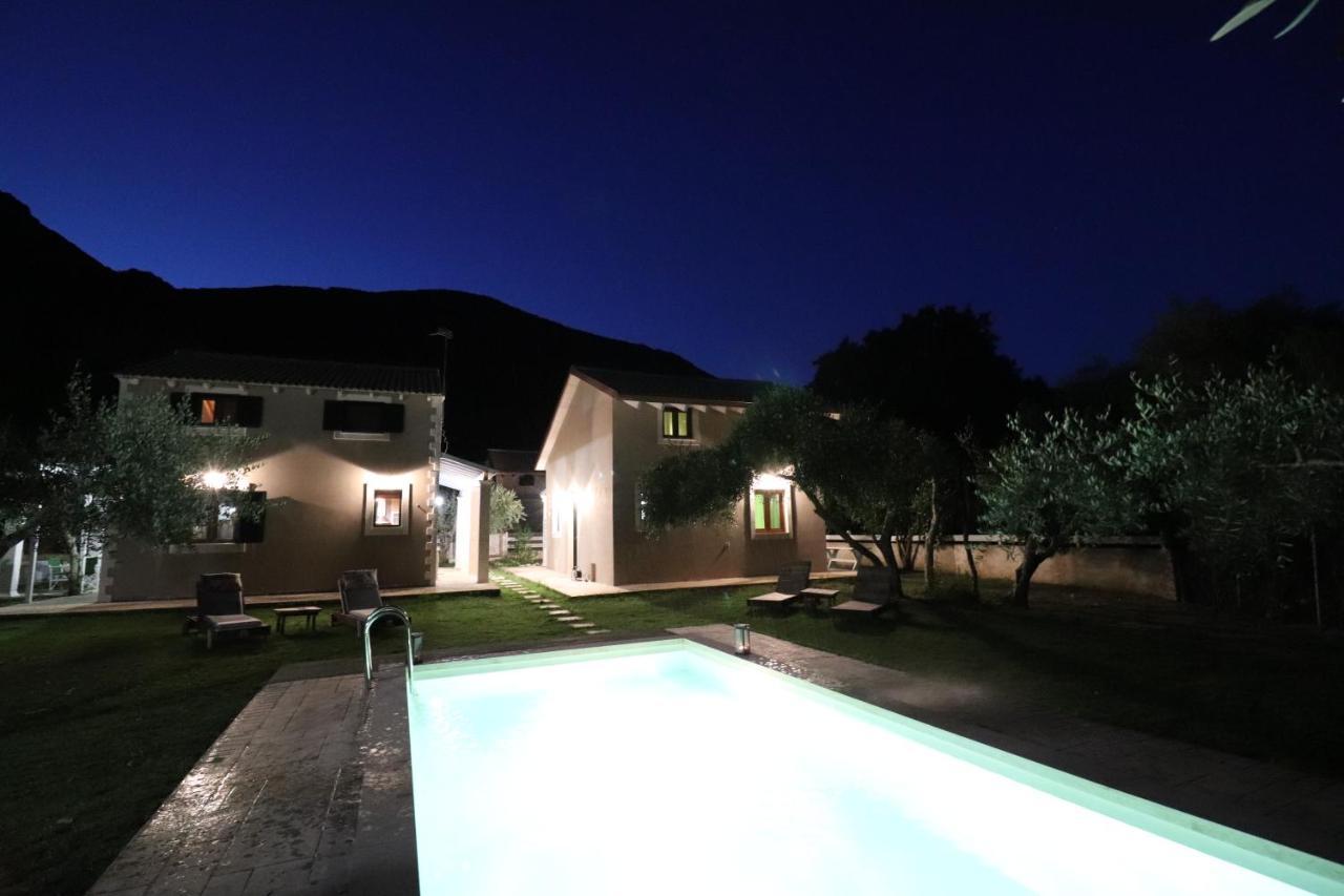 Theonymfi Luxury Villas Doukades Екстер'єр фото