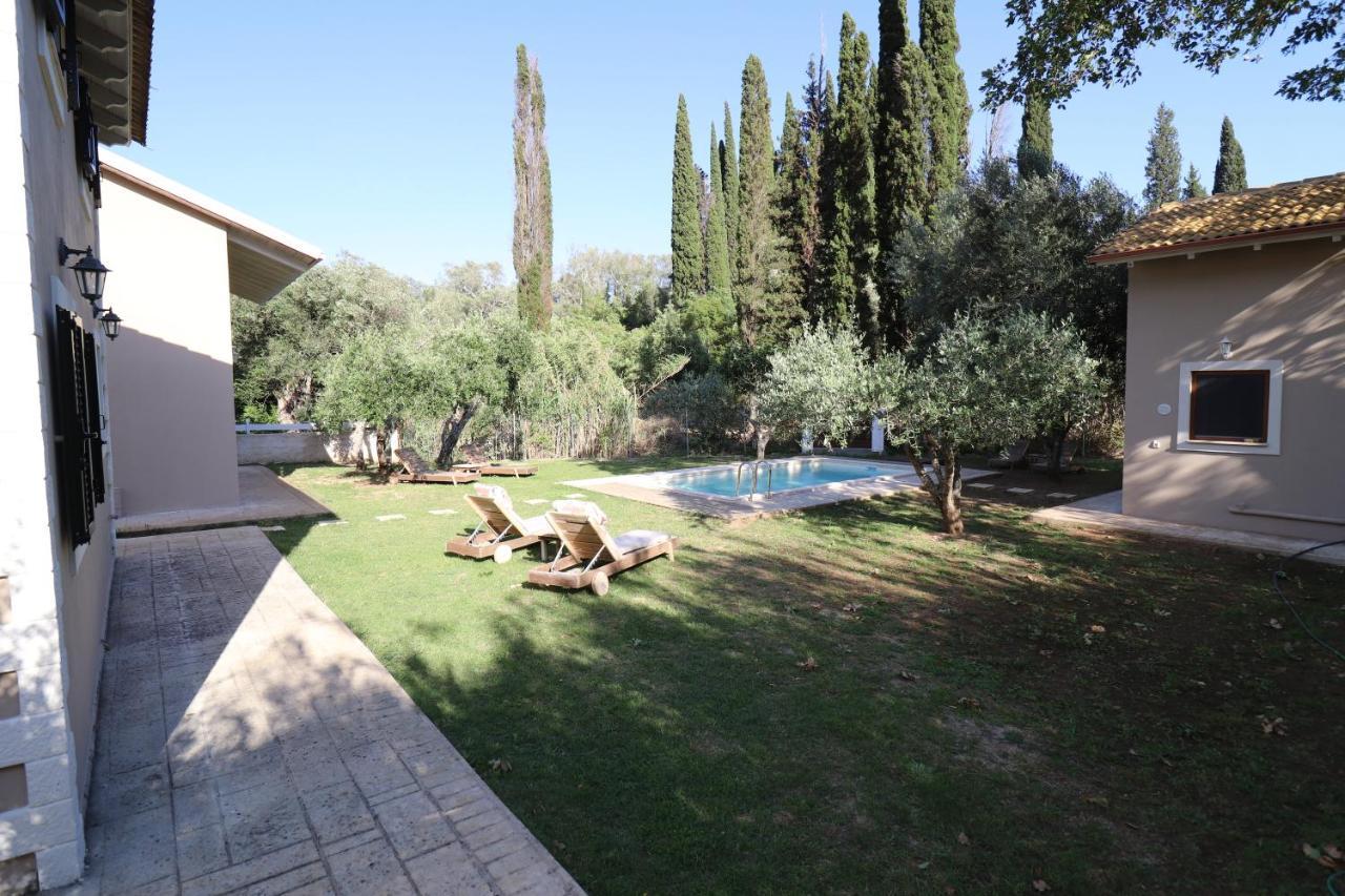 Theonymfi Luxury Villas Doukades Екстер'єр фото
