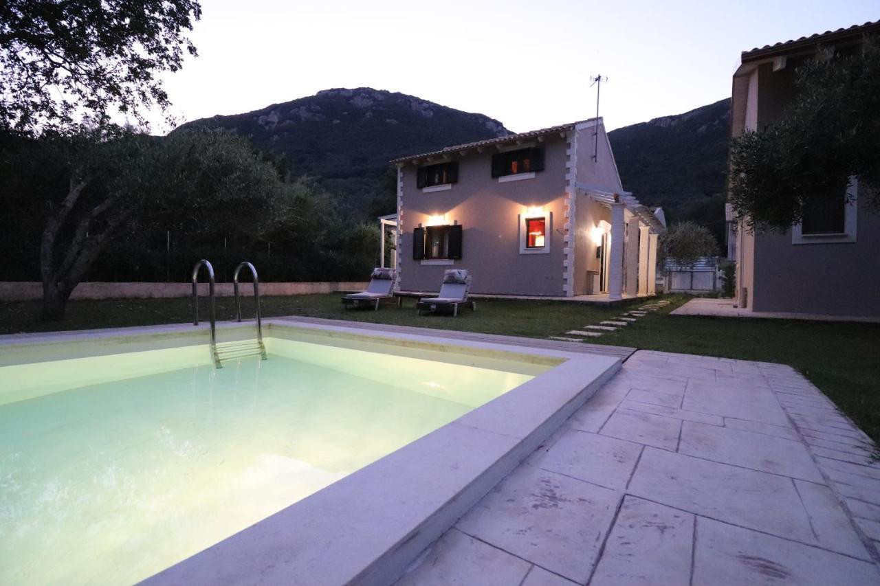 Theonymfi Luxury Villas Doukades Екстер'єр фото