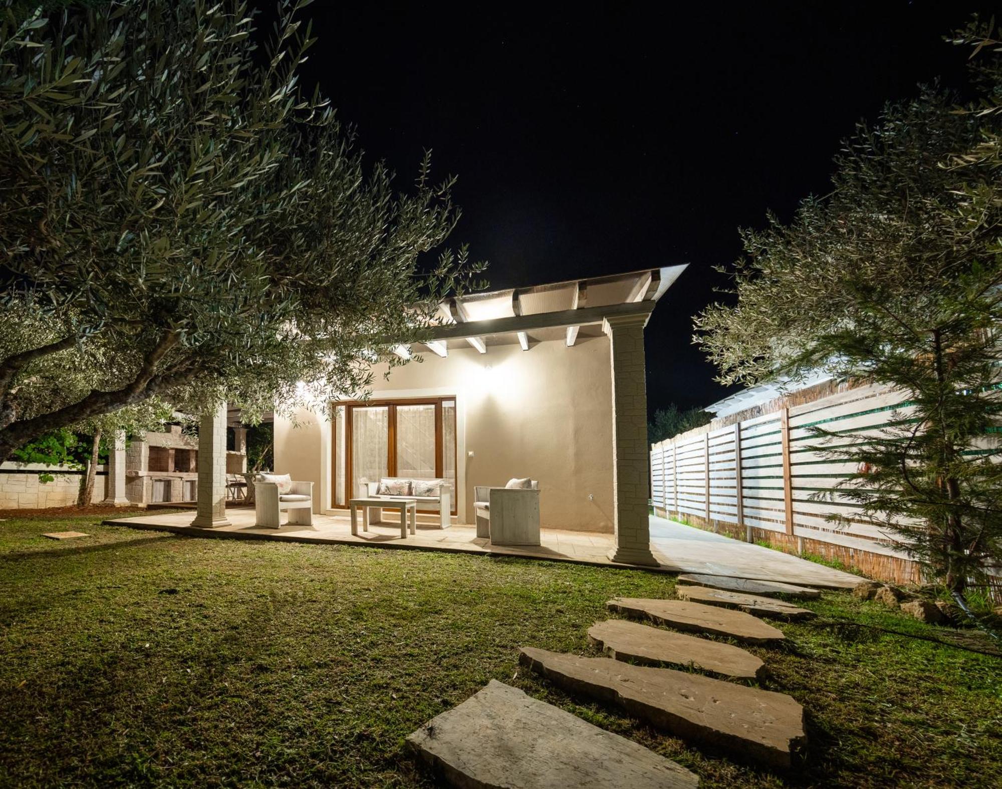 Theonymfi Luxury Villas Doukades Екстер'єр фото