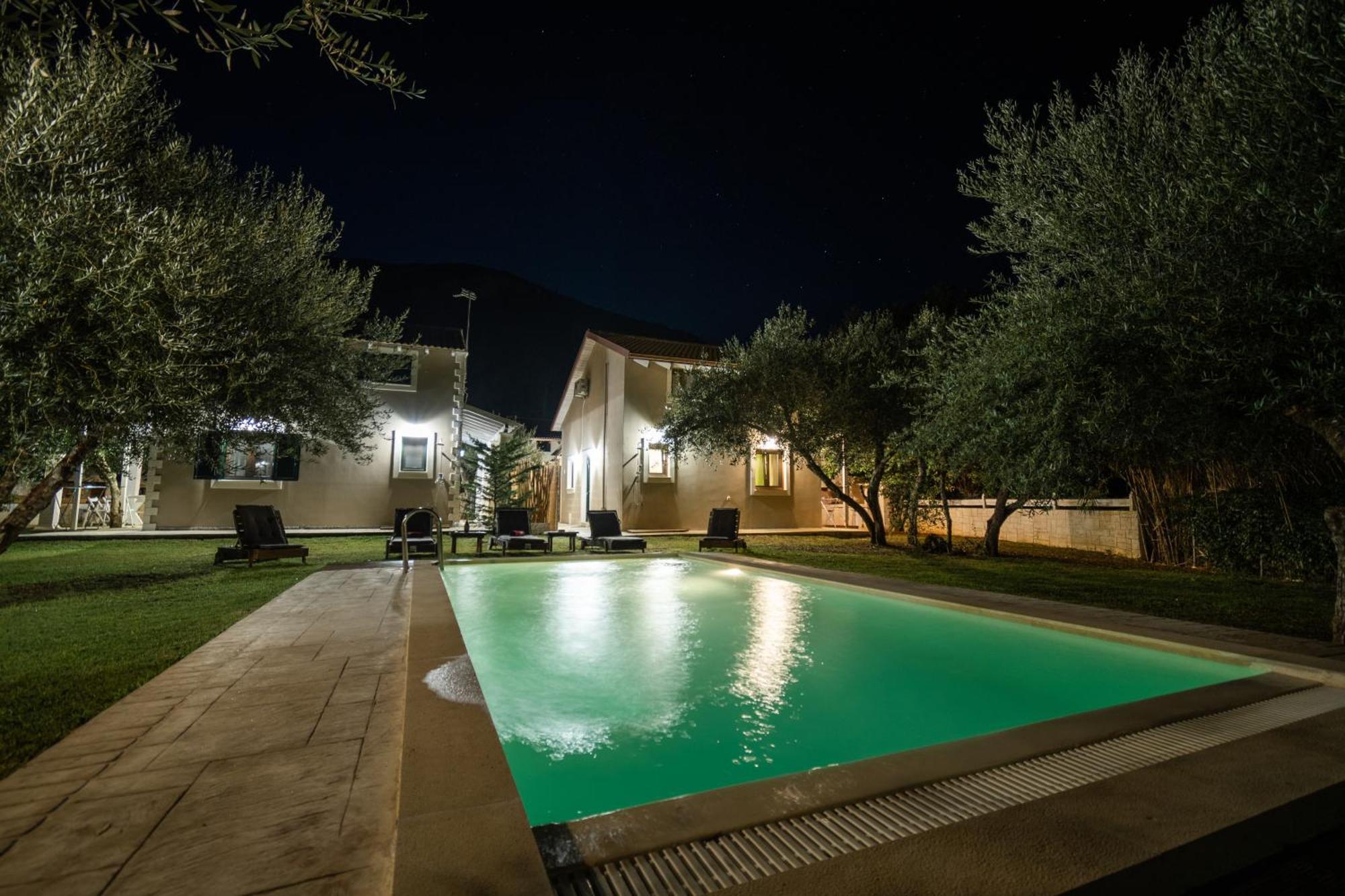 Theonymfi Luxury Villas Doukades Екстер'єр фото